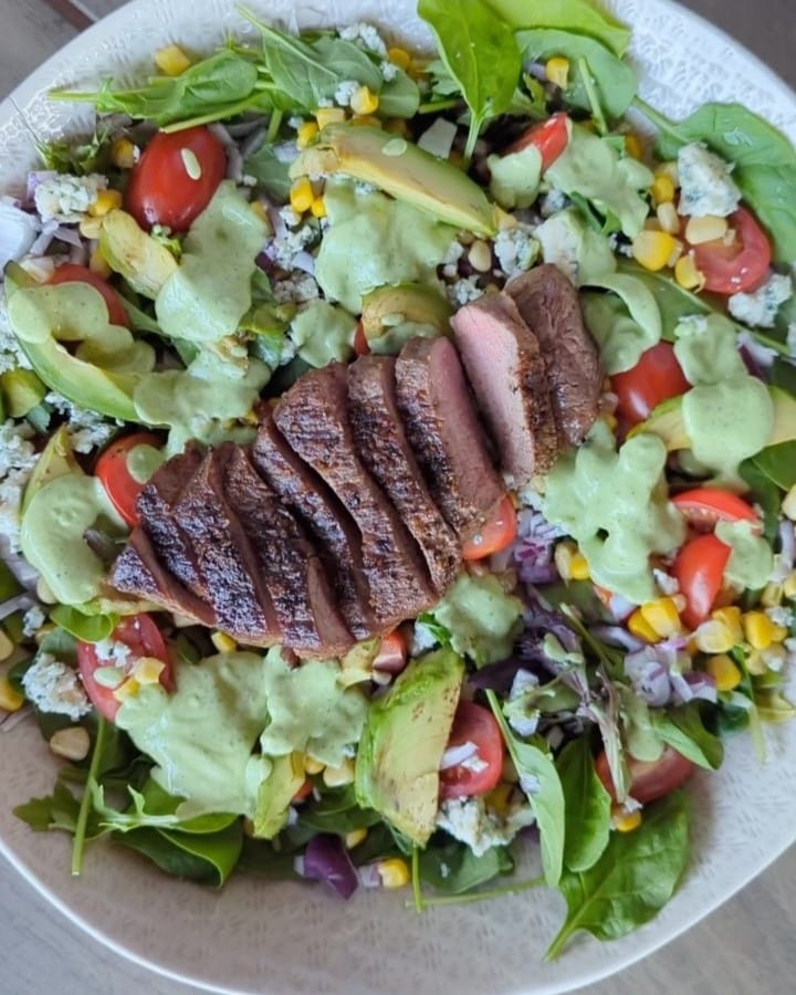 The BEST steak salad The BEST steak salad